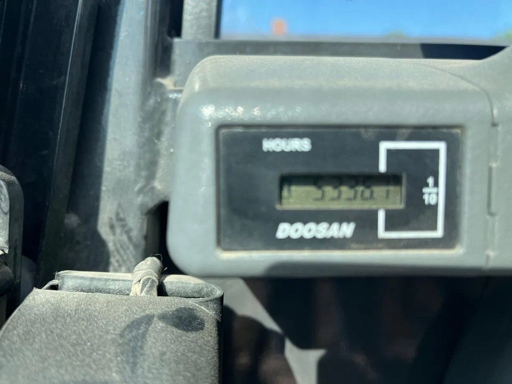 Doosan DX85R-3