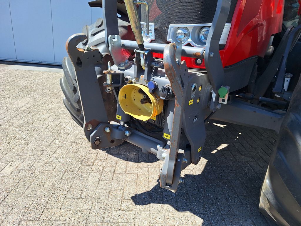 Massey Ferguson 6613 DYNA-6 EFFICIENT