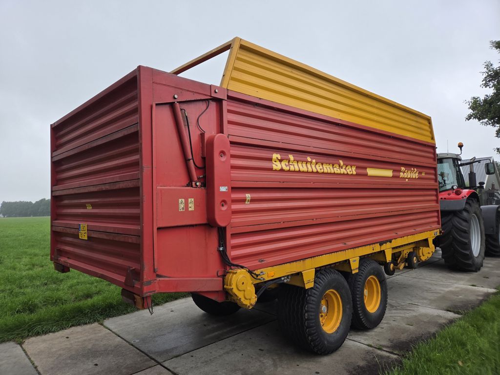 Schuitemaker Rapide 100 SW opraapwagen