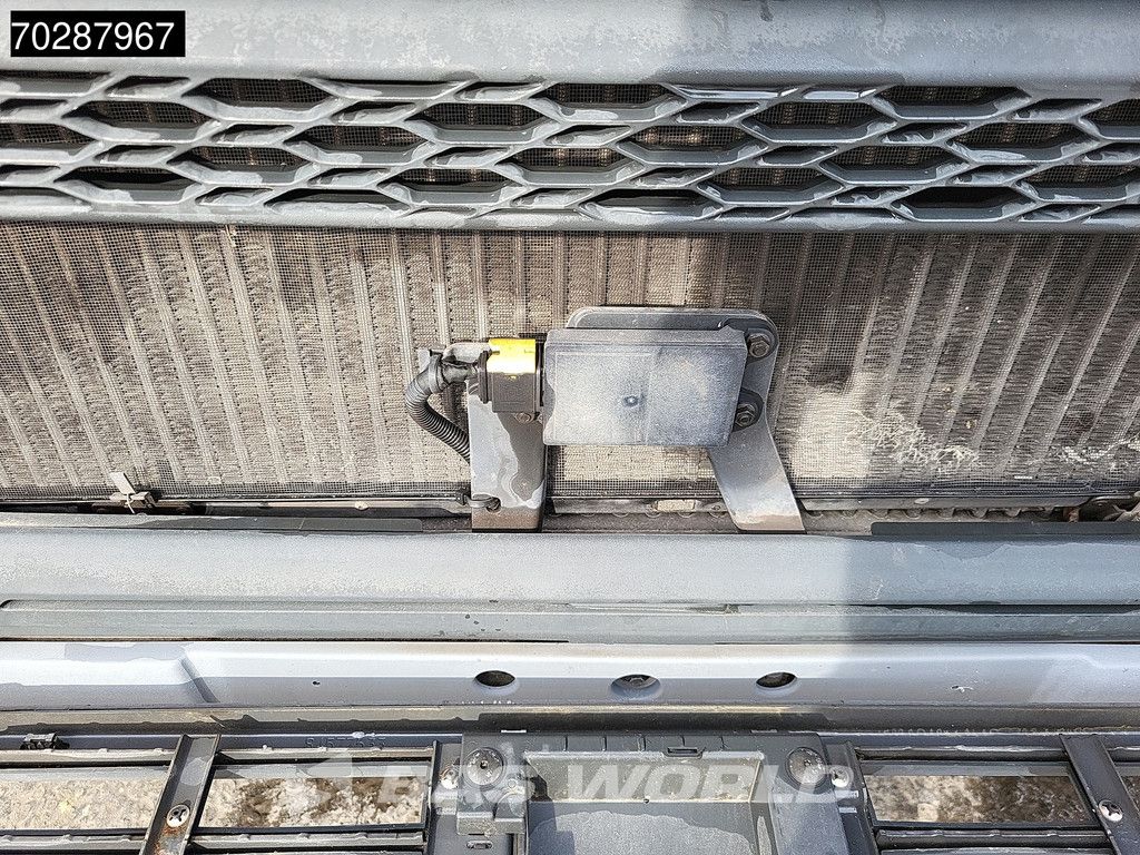 Volvo FH 460 4X2 I-ParkCool ADR Euro 6