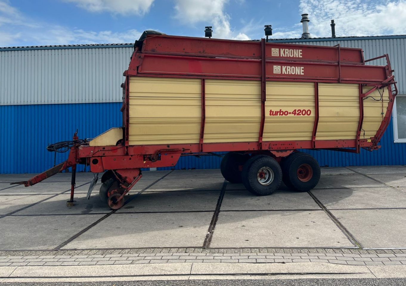 Krone Turbo 4200 T Opraapwagen