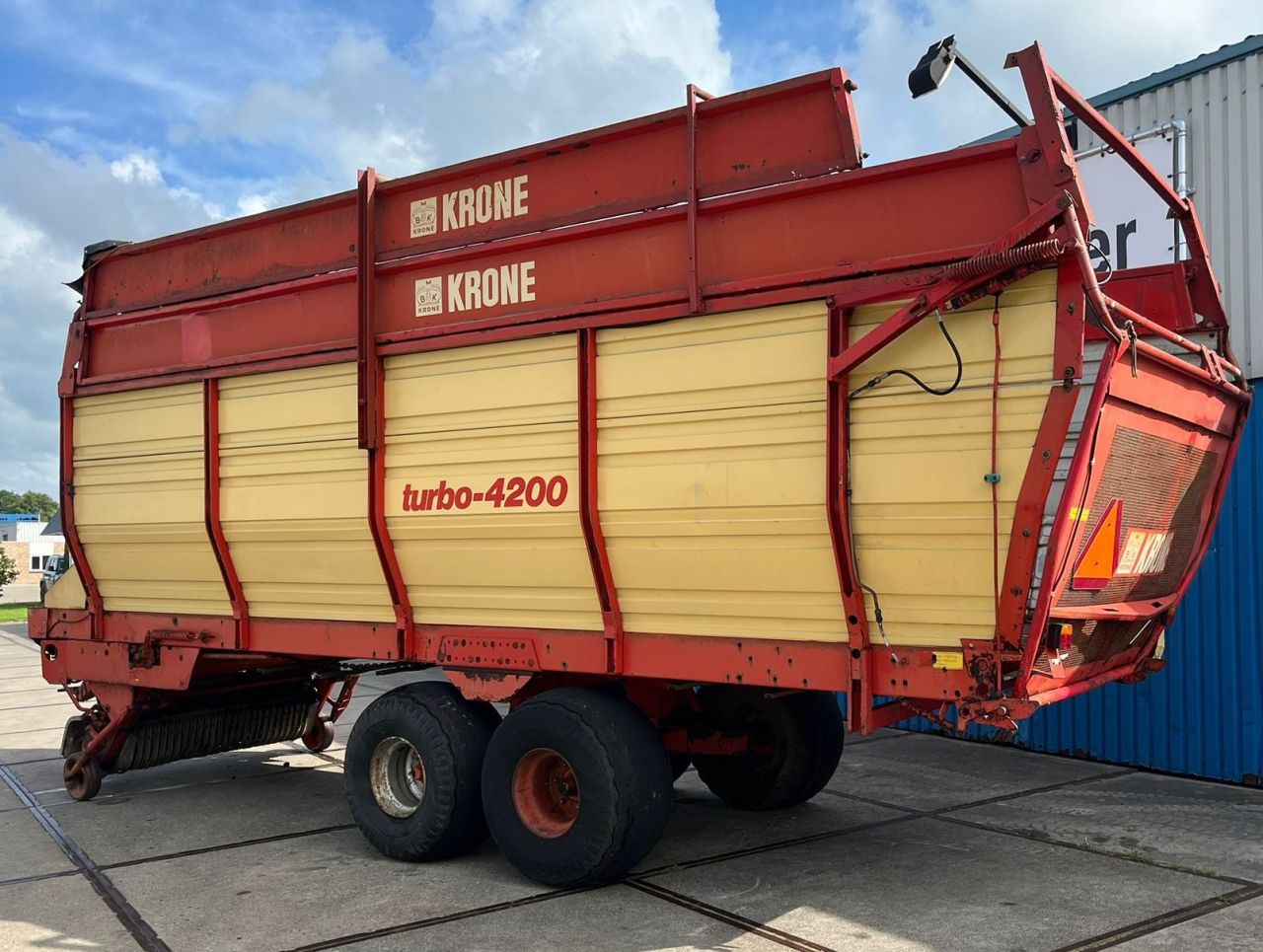 Krone Turbo 4200 T Opraapwagen