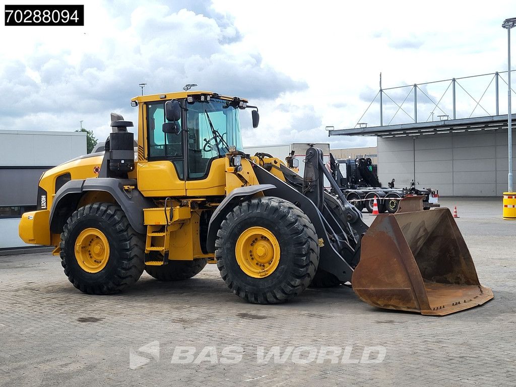 Volvo L120 H CDC - 3TH VALVE - QUICK COUPLER