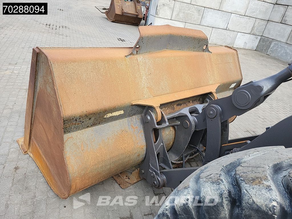 Volvo L120 H CDC - 3TH VALVE - QUICK COUPLER