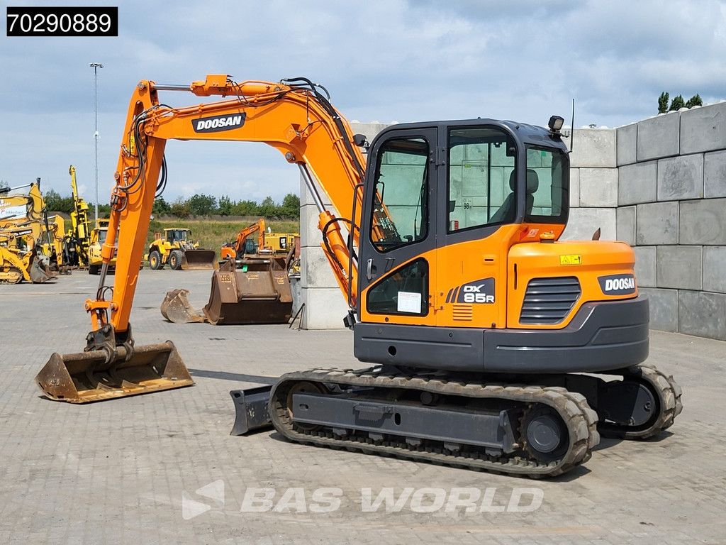 Doosan DX85 R-3 A/C - 3 BUCKETS