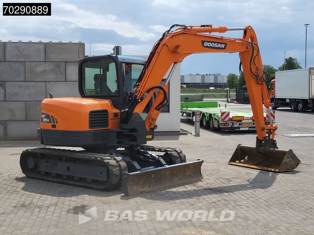 Doosan DX85 R-3 A/C - 3 BUCKETS