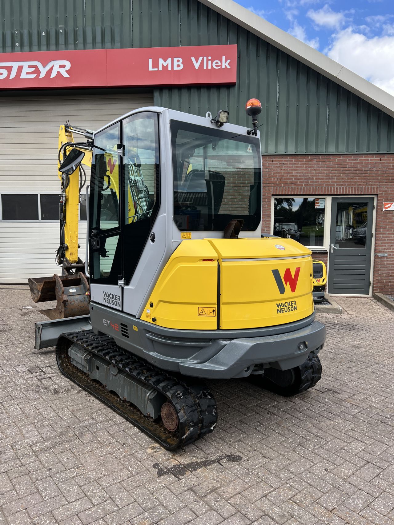 Wacker neuson et42
