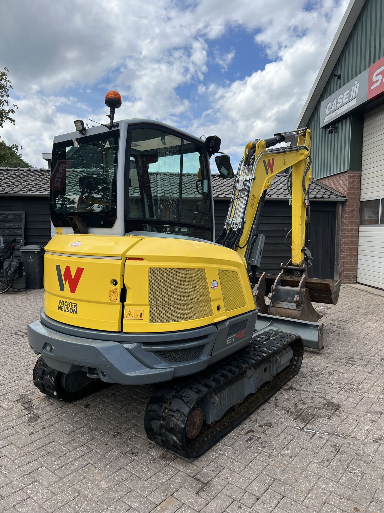 Wacker neuson et42