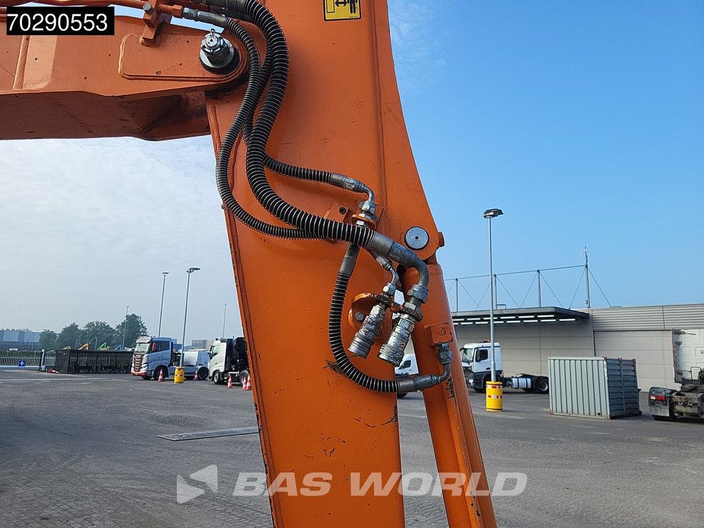 Doosan DX63-3