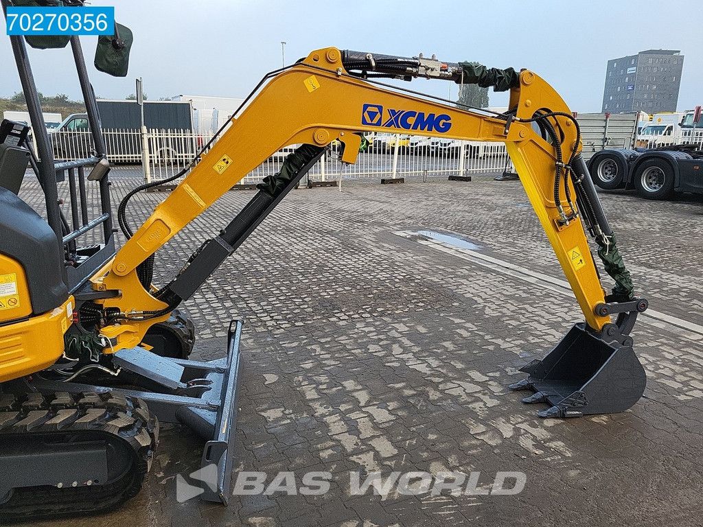 XCMG XE27 E 2 AÑOS GARANTÍA FÁBRICA - SITUADA EN GRANADA