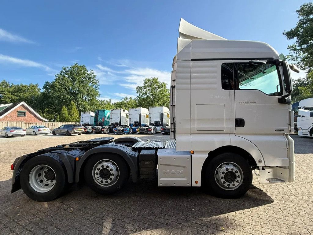 MAN TGX 26.440 6X2 voorloopas NL Truck APK 08/2025