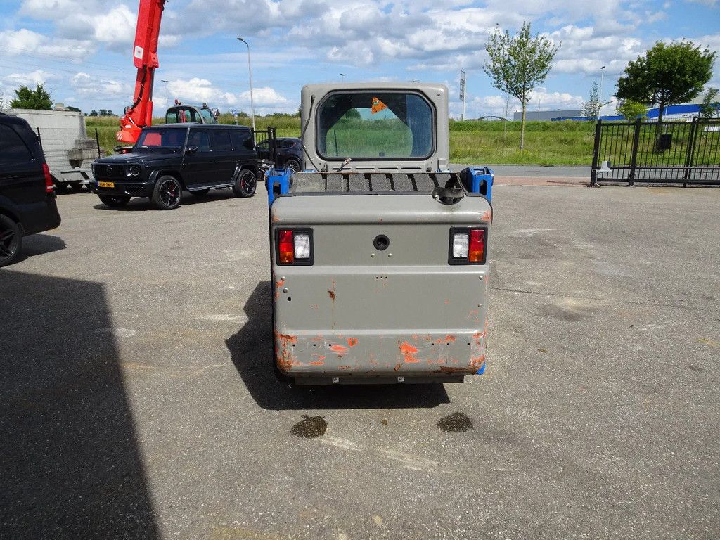Bobcat S100