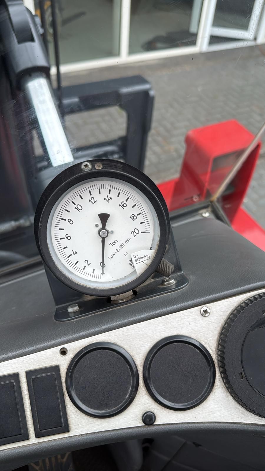 Heftruck Kalmar 16 ton Diesel 2007 6384 uur vorkenversteller.