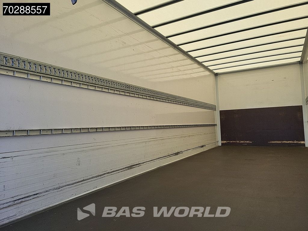 Mercedes Atego 1527 4X2 15tonner LOW Mileage! 1500kg Ladebordwand Automatic Euro 6