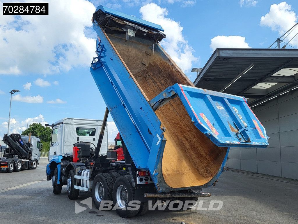 Mercedes Arocs 3243 8X4 16m3 tipper Big-Axle Steelsuspension Automatic Navi Euro 6