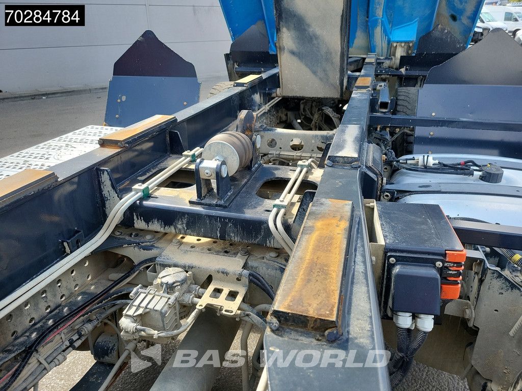 Mercedes Arocs 3243 8X4 16m3 tipper Big-Axle Steelsuspension Automatic Navi Euro 6