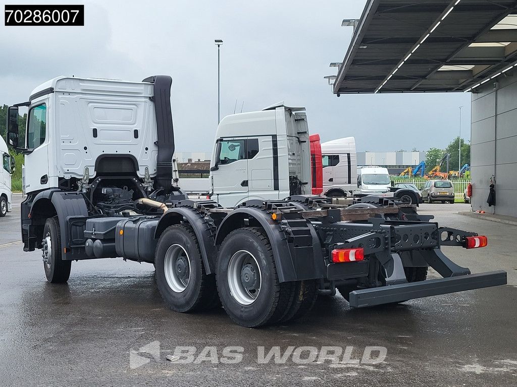 Mercedes Arocs 3342 6X4 NEW 6x4 chassis Big-Axle Automatic Steel suspension Euro 3