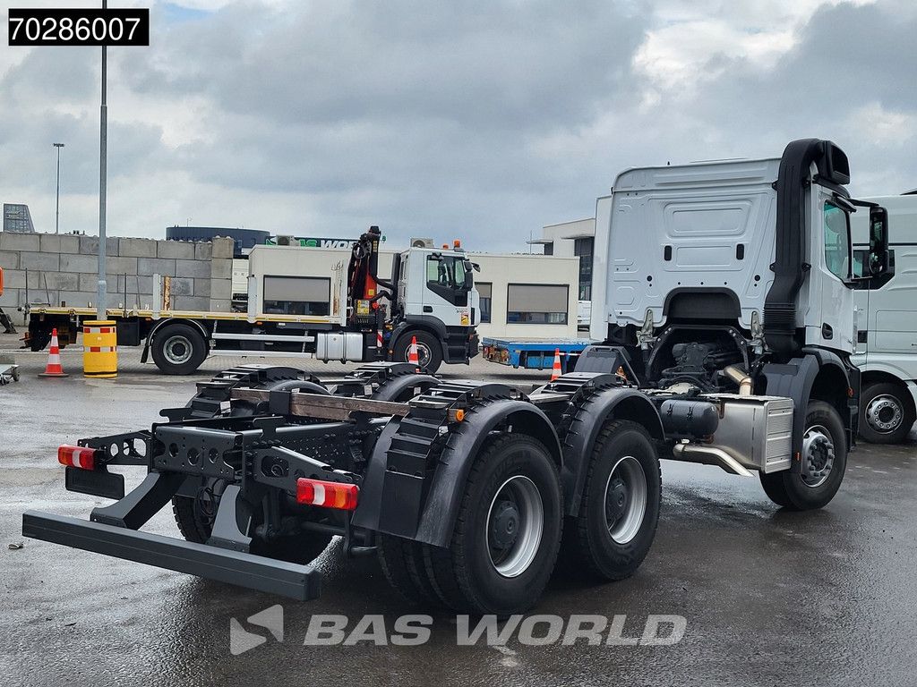 Mercedes Arocs 3342 6X4 NEW 6x4 chassis Big-Axle Automatic Steel suspension Euro 3