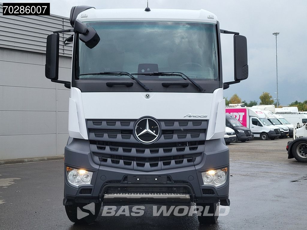 Mercedes Arocs 3342 6X4 NEW 6x4 chassis Big-Axle Automatic Steel suspension Euro 3