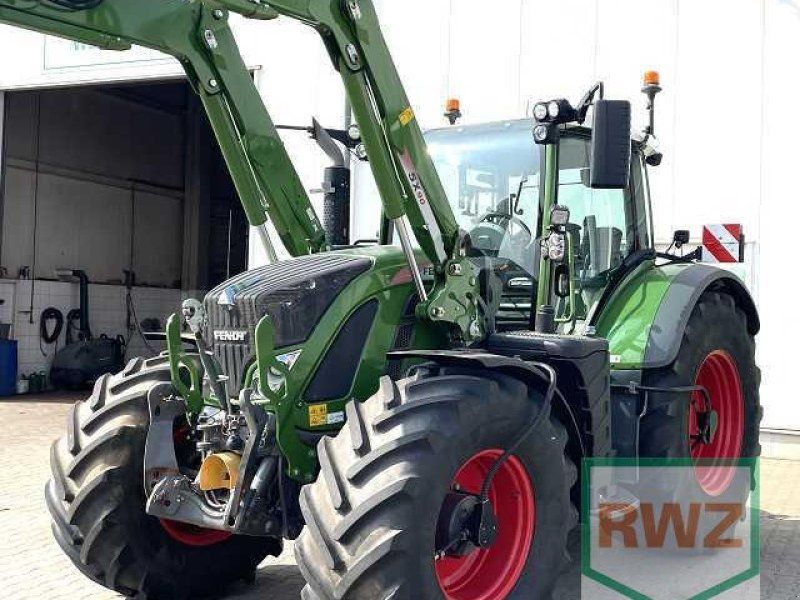 Fendt 724 Vario S4 Profi Plus