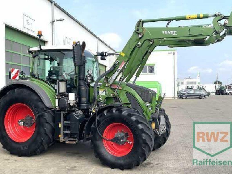 Fendt 724 Vario S4 Profi Plus