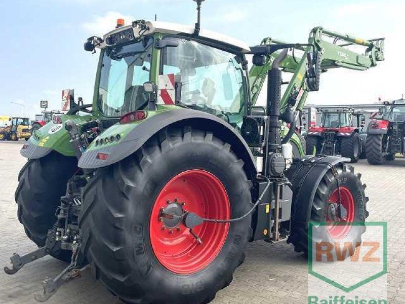 Fendt 724 Vario S4 Profi Plus