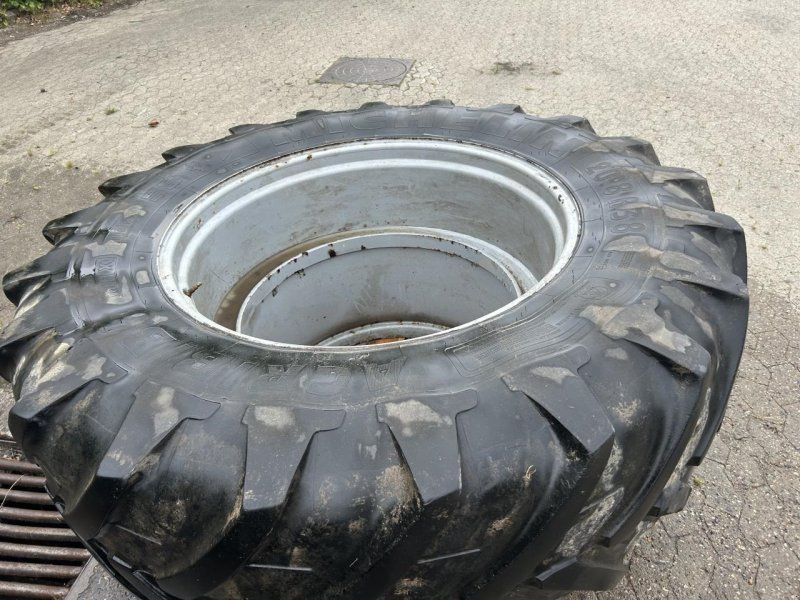 Michelin 20.8R38/32