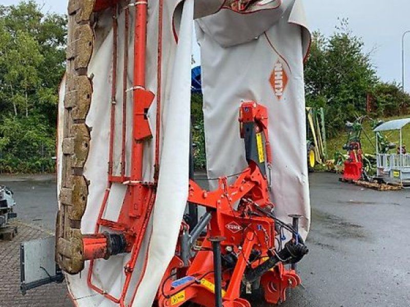 Kuhn GMD 8730-FF