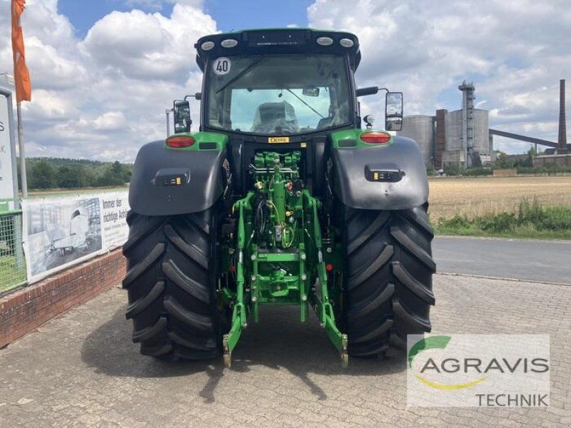 John Deere 6215 R