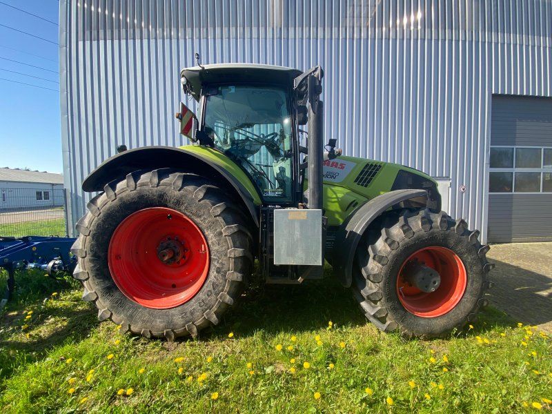 Claas Axion 850