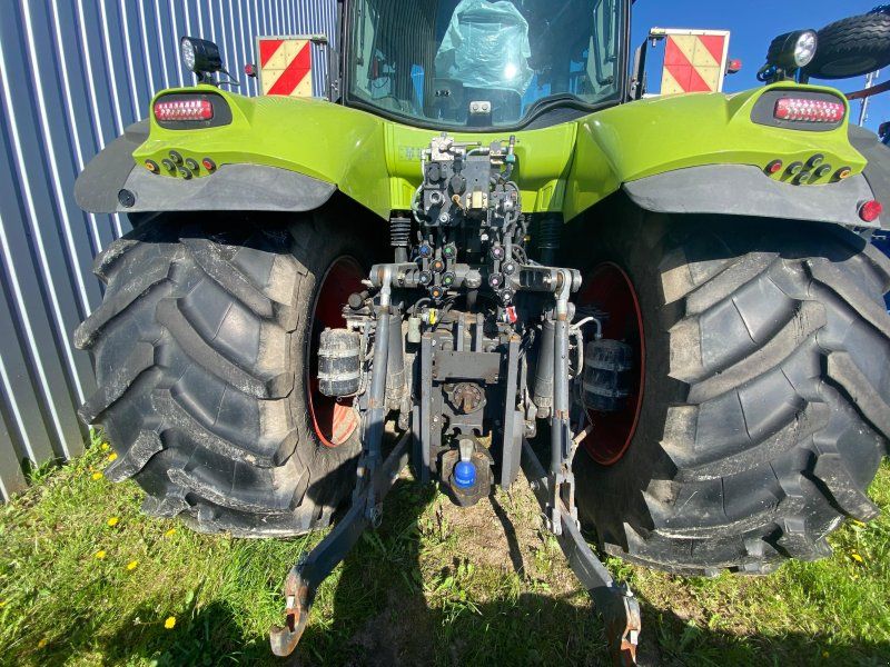 Claas Axion 850