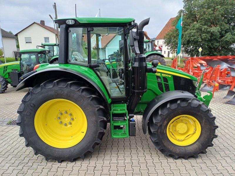 John Deere 6100M