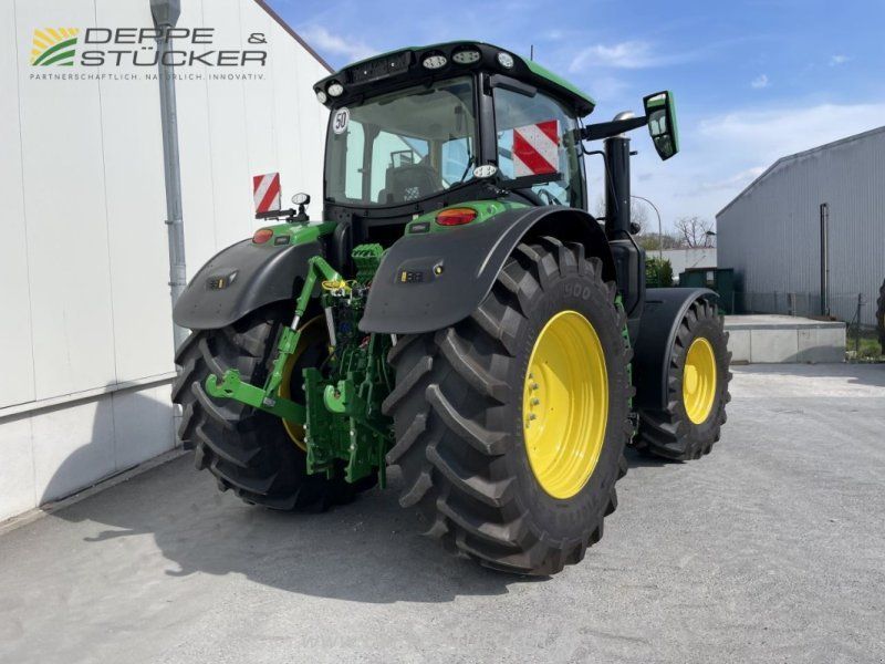 John Deere 6R 250