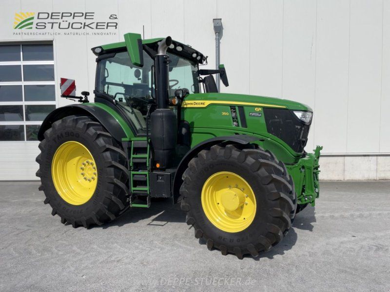 John Deere 6R 250