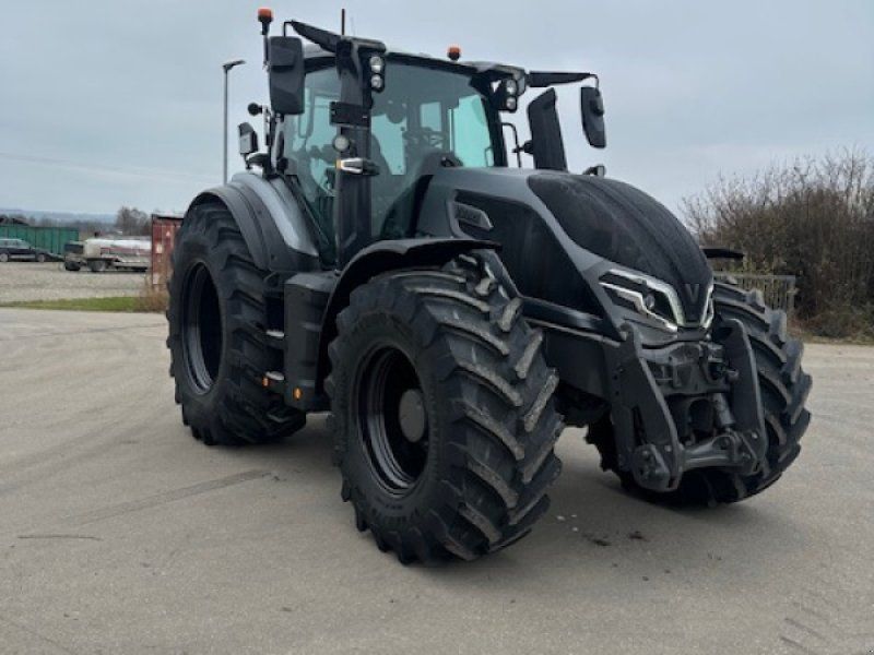 Valtra Q265