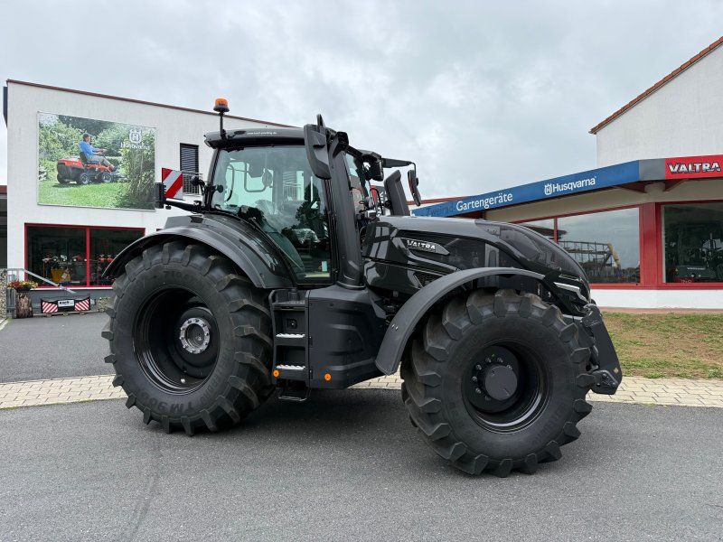 Valtra Q305