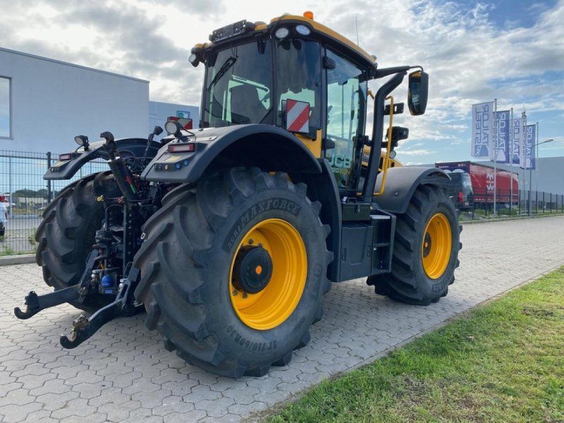 JCB FASTRAC 4220 ICON
