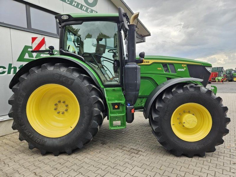 John Deere 6R185