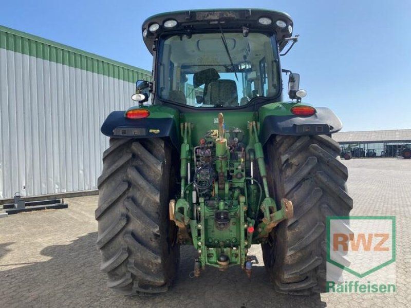 John Deere 7230R