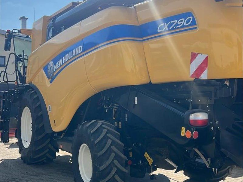 New Holland CX7.90