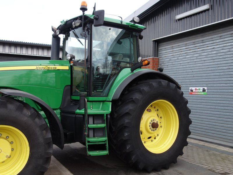 John Deere 8230 ILS
