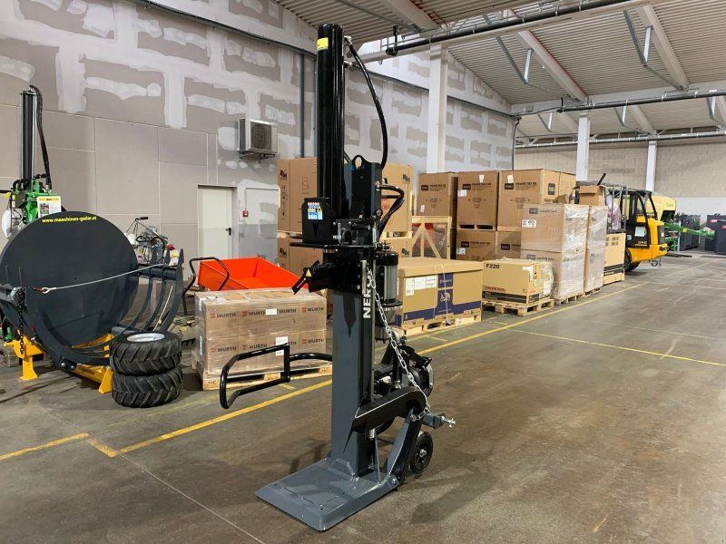 HS-30ZE mit 30 Tonnen und kombinierten Antrieb