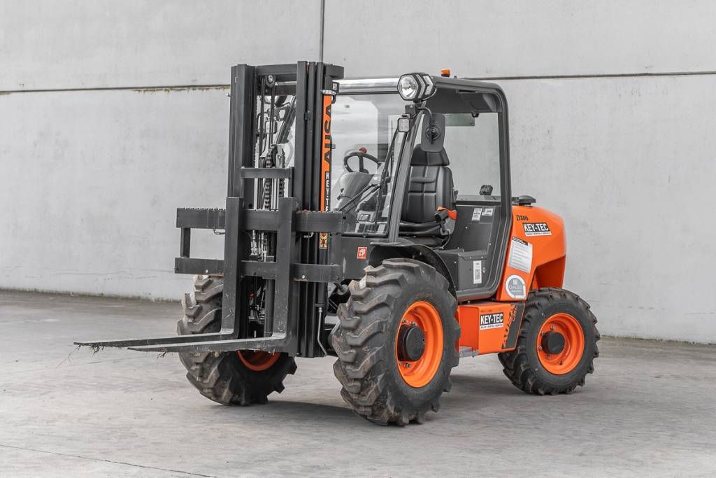 Ausa C 251 H x4