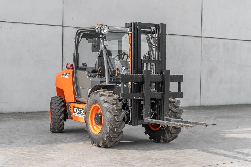 Ausa C 251 H x4