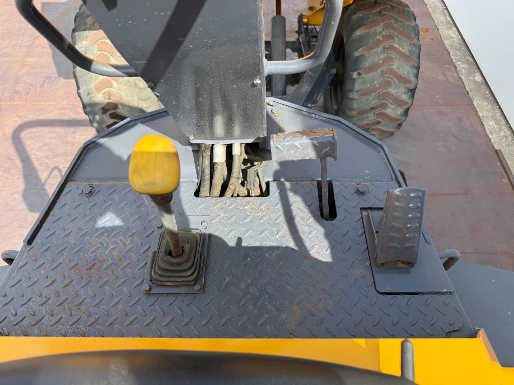 Terex TA9 Swivel Dumper - 4x4 / Good Overall Condition!