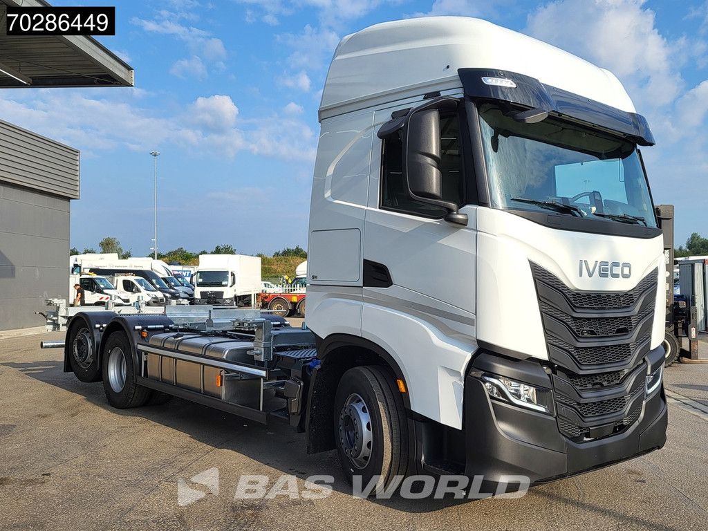 Iveco S-Way 500 6X2 NEW BDF! Lift+Steering Axle ACC Standklima Euro 6