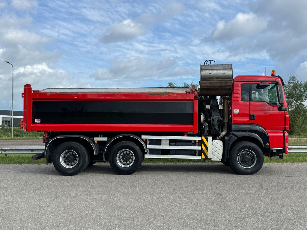 MAN TGS 32.400 6x6 Kipper with Crane