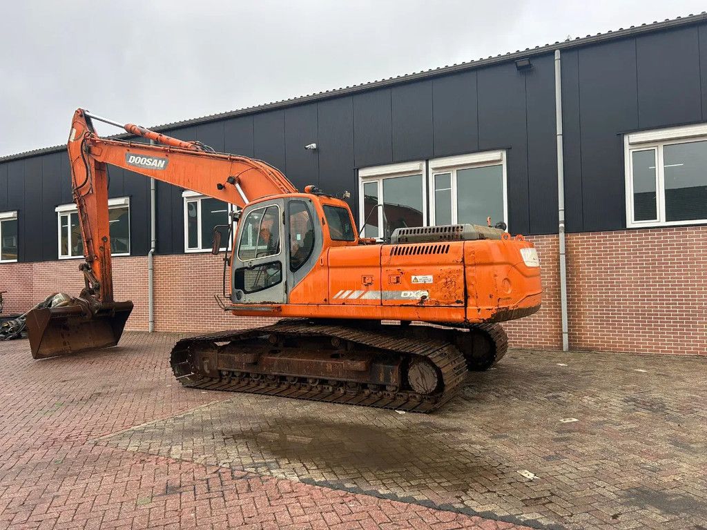 Doosan DX255LC