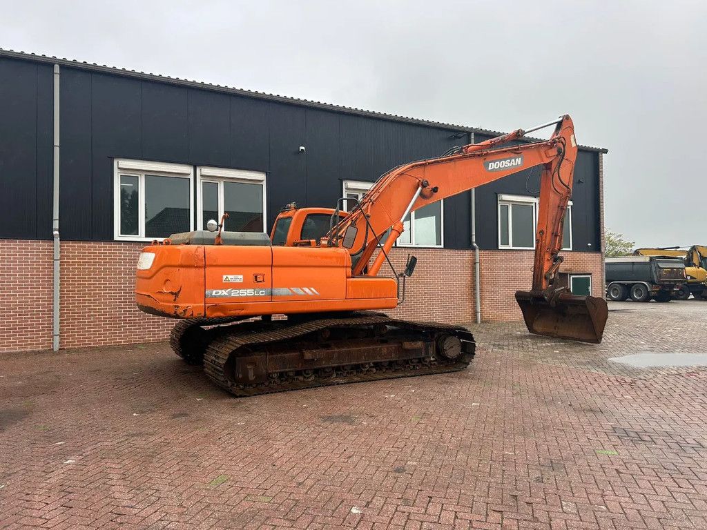 Doosan DX255LC