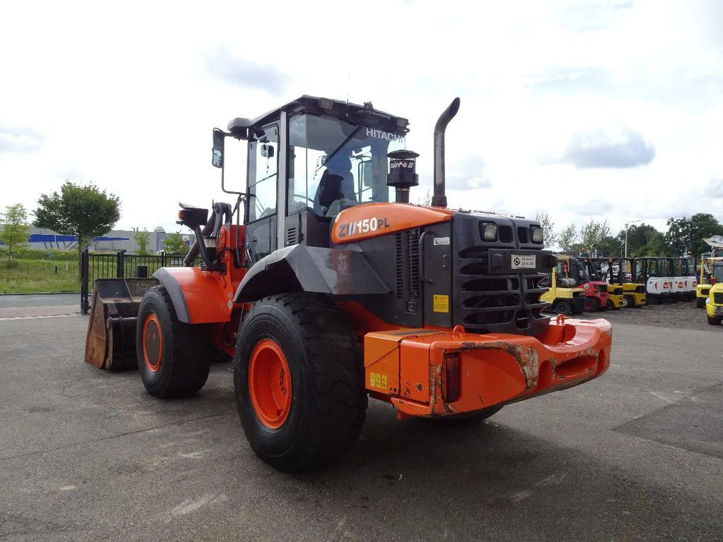 Hitachi ZW150